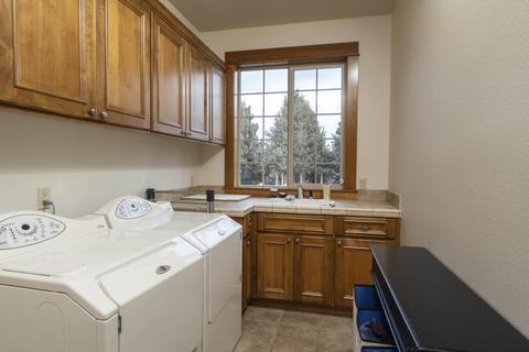 21040 SE Keller Ct, Bend, OR 97702 photo 24