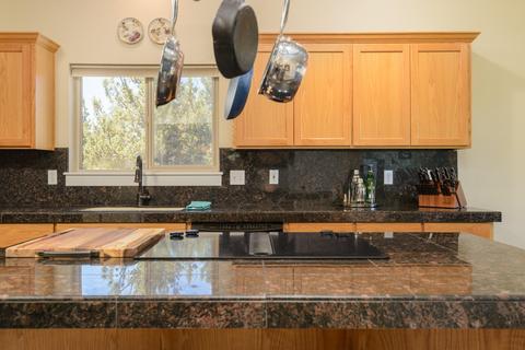 23236 Chisholm Trl, Bend, OR 97702 photo 7