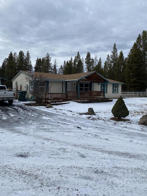 52669 Doe Ln, La Pine, OR 97739 photo 2