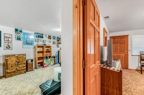 40887 Highway 62, Prospect, OR 97536 photo 9