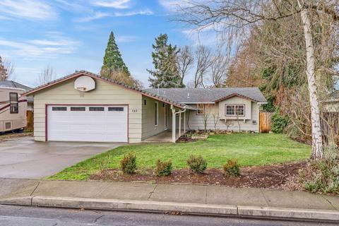 720 Freeman Rd, Central Point, OR 97502 photo 1