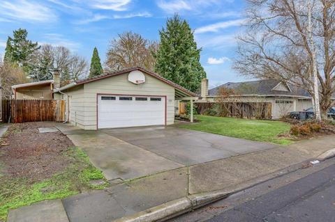 720 Freeman Rd, Central Point, OR 97502 photo 24
