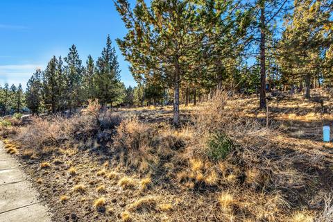 1845 NW Perspective Dr, Bend, OR 97703 photo 5