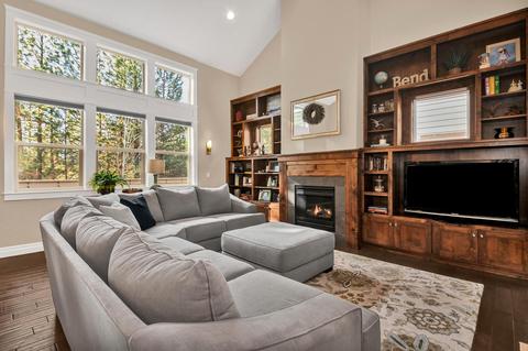 19103 Chiloquin Dr, Bend, OR 97703 photo 6
