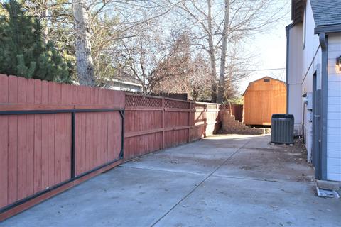 876 NE Locksley Dr, Bend, OR 97701 photo 28