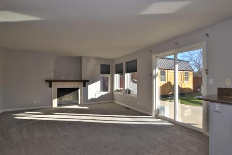 876 NE Locksley Dr, Bend, OR 97701 photo 10