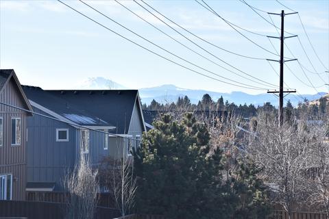 876 NE Locksley Dr, Bend, OR 97701 photo 15