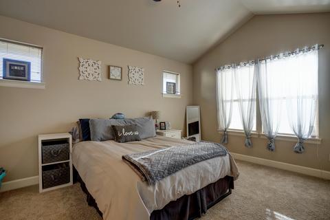 20527 NE Avro Pl, Bend, OR 97701 photo 16