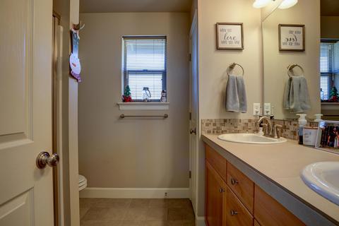 20527 NE Avro Pl, Bend, OR 97701 photo 19