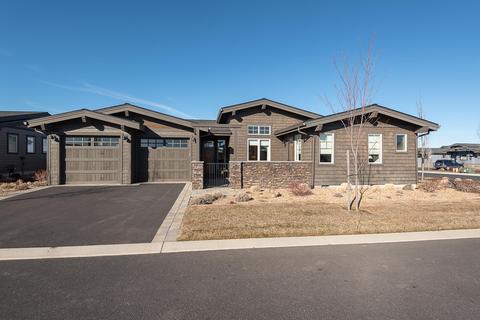19314 Alianna Loop, Bend, OR 97702 photo 1