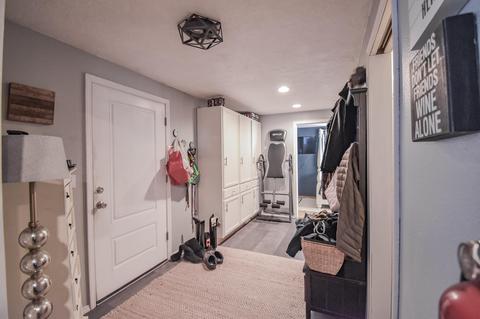 61103 Heath Ct, Bend, OR 97702 photo 5