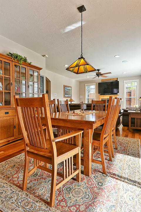 345 Cherry Wood, Eagle Point, OR 97524 photo 12