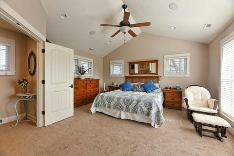 345 Cherry Wood, Eagle Point, OR 97524 photo 16