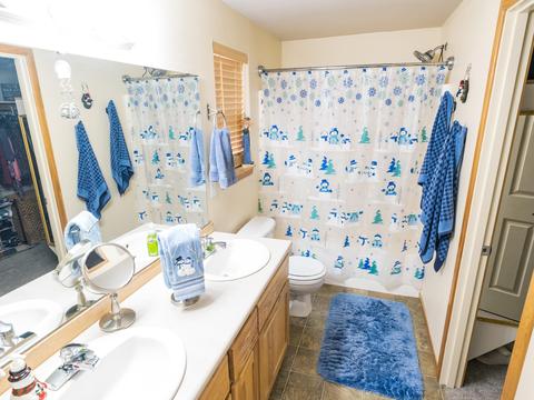 20581 Prospector Loop, Bend, OR 97702 photo 9