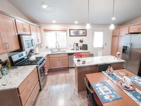 20581 Prospector Loop, Bend, OR 97702 photo 6
