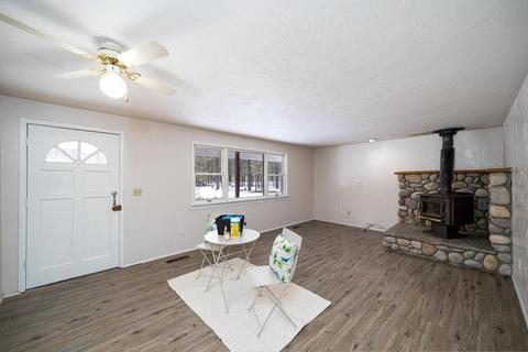 1624 Lukes Rd, La Pine, OR 97739 photo 4