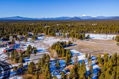 16685 Sprague Loop, La Pine, OR 97739 photo 1