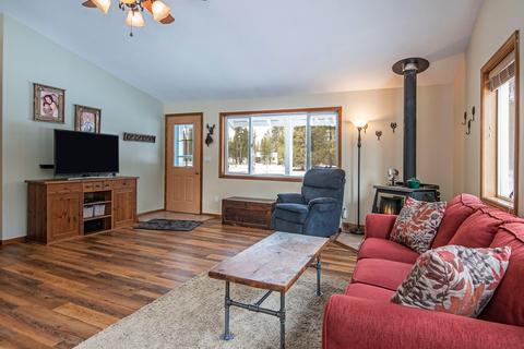 15887 Wright Ave, La Pine, OR 97739 photo 3