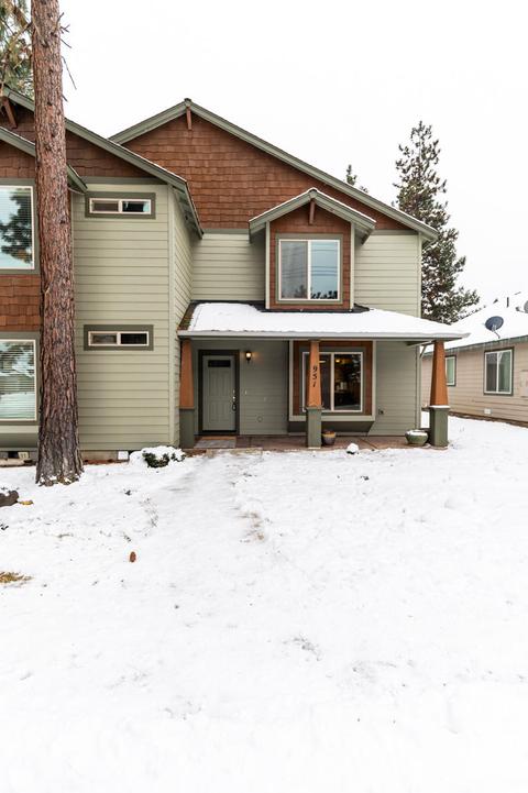 951 E Cascade Ave, Sisters, OR 97759 photo 24