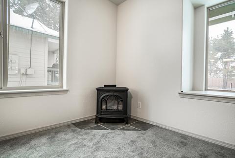 951 E Cascade Ave, Sisters, OR 97759 photo 9