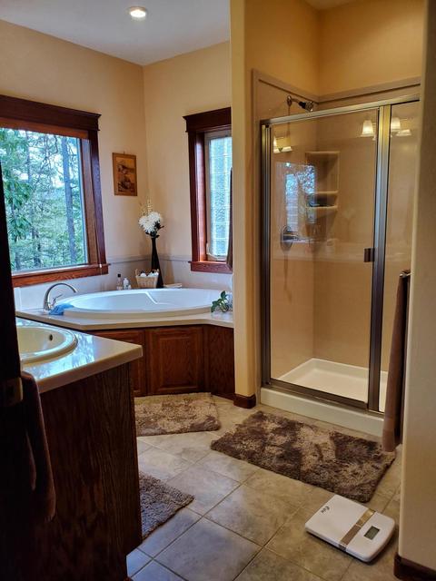 3993 Rogue River Dr, Eagle Point, OR 97524 photo 55