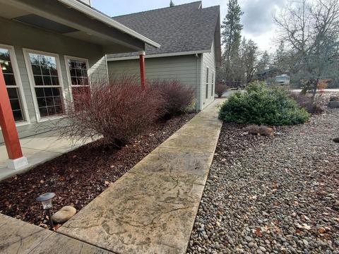 3993 Rogue River Dr, Eagle Point, OR 97524 photo 10
