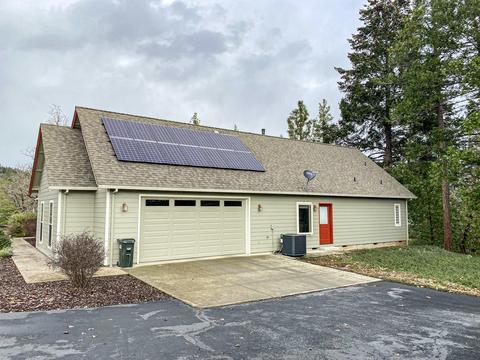 3993 Rogue River Dr, Eagle Point, OR 97524 photo 4