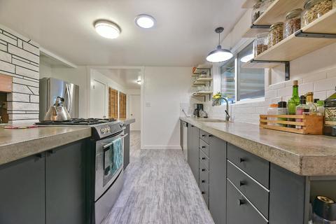 310 Elm St, Phoenix, OR 97535 photo 9