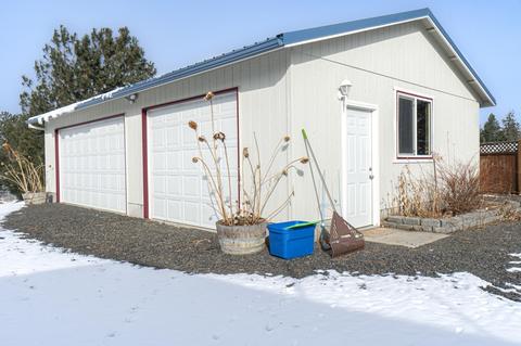 19536 Apache Rd, Bend, OR 97702 photo 9