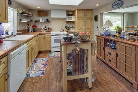 19536 Apache Rd, Bend, OR 97702 photo 38