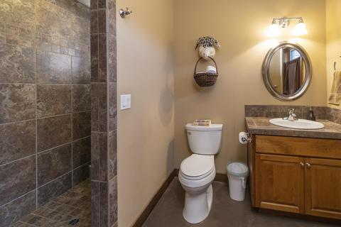 61860 Gosney Rd, Bend, OR 97702 photo 34
