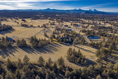 61860 Gosney Rd, Bend, OR 97702 photo 3