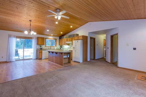 54641 Husky Ln, Bend, OR 97707 photo 6