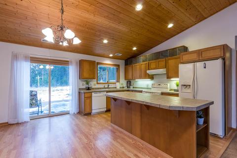 54641 Husky Ln, Bend, OR 97707 photo 5