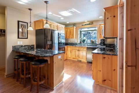 65305 Saddle Dr, Bend, OR 97703 photo 9