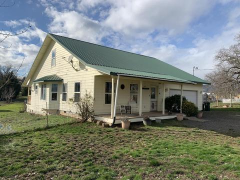 11759 Dixie Rd, Central Point, OR 97502 photo 2
