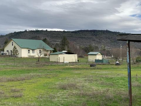 11759 Dixie Rd, Central Point, OR 97502 photo 51