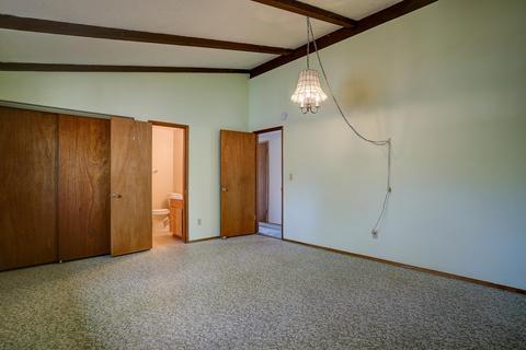 63270 South Rd, Bend, OR 97703 photo 14