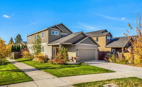 21199 Keyte Rd, Bend, OR 97701 photo 2