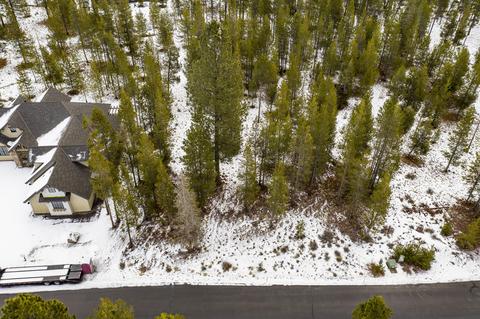 56486 Sunstone Loop, Bend, OR 97707 photo 3
