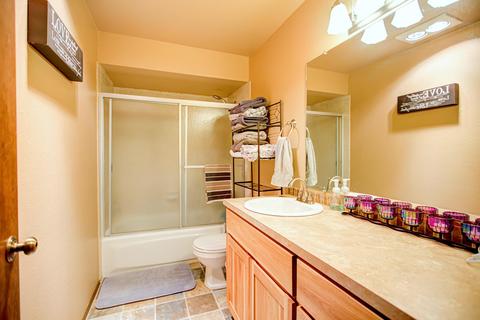 1875 NE Cliff Dr, Bend, OR 97701 photo 23