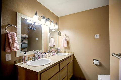 1875 NE Cliff Dr, Bend, OR 97701 photo 18