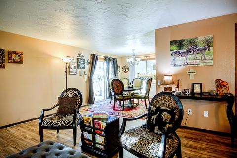 1875 NE Cliff Dr, Bend, OR 97701 photo 4