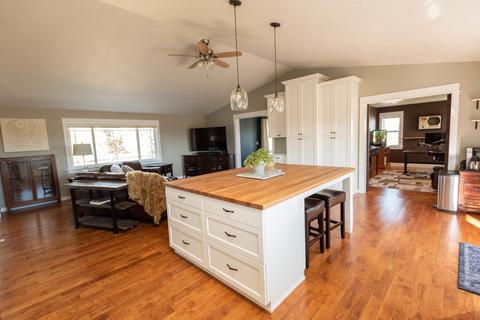22380 Rickard Rd, Bend, OR 97702 photo 9