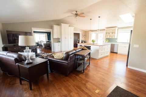 22380 Rickard Rd, Bend, OR 97702 photo 4