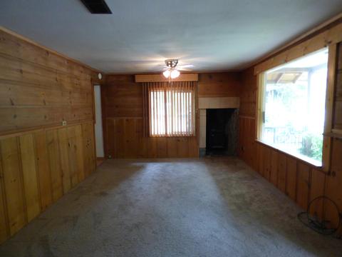 336 Burch Dr, Cave Junction, OR 97523 photo 2