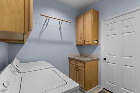 61570 Devils Lake Dr, Bend, OR 97702 photo 14