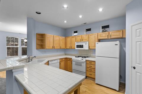61570 Devils Lake Dr, Bend, OR 97702 photo 9