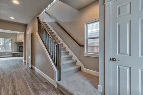 3121 NE Marea Dr, Bend, OR 97701 photo 2