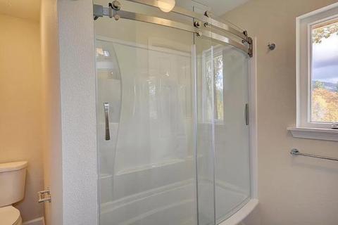 5252 Tunnel Loop Rd, Grants Pass, OR 97527 photo 14